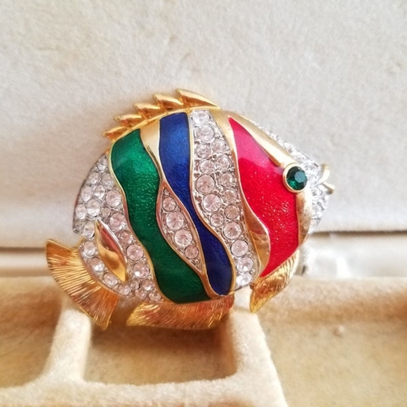 Vintage Gold Rainbow Fish Brooch - Picture 8 of 10